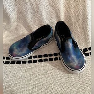 Toddler vans size 6